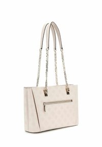 Borsa a mano beige con motivo a rilievo, tasca frontale con zip e doppi manici in pelle con catena, dettagli in tonalità oro.