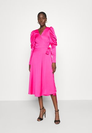ALMACRAS WRAP DRESS - Vapaa-ajan mekko - shocking pink