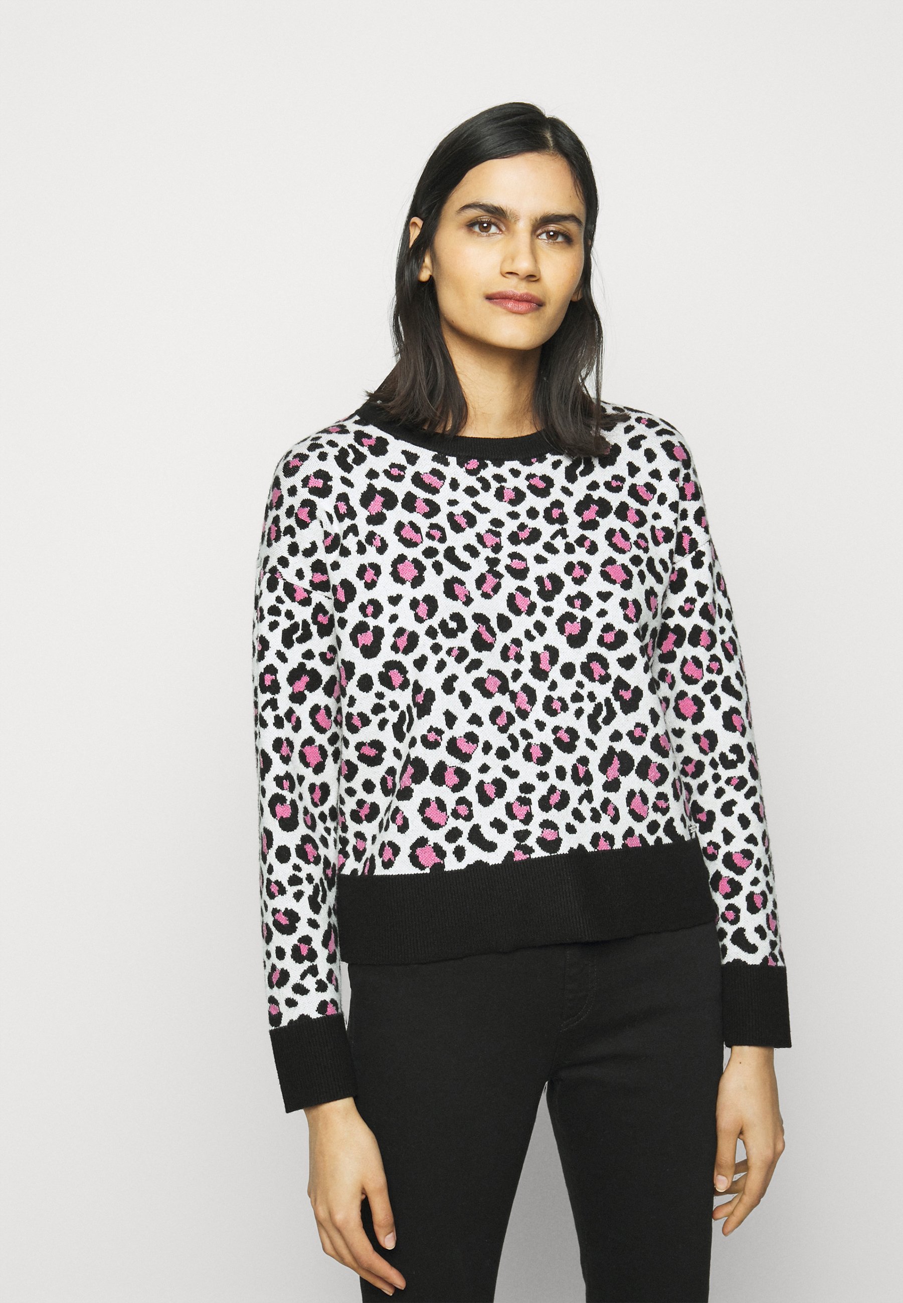 dkny crewneck
