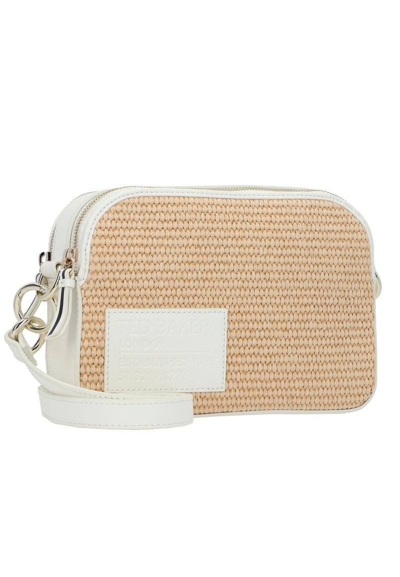 Borsa a tracolla rettangolare compatta con pannello frontale intrecciato beige, rifiniture in pelle bianca, tracolla removibile e patch con logo embossato di Ted Baker.