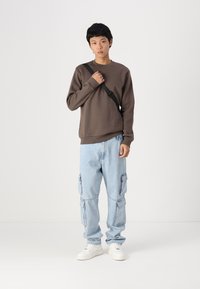 Only & Sons CERES LIFE CREW NECK - Sweatshirt - major brown