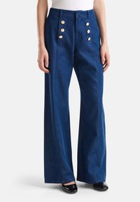 United Colors of Benetton BUTTON FRONT WIDE LEG - Jeans a zampa - blue
