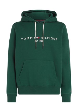 Grønn hettegenser laget av bomullsblanding. Har en frontlomme, snor og brodert "TOMMY HILFIGER EST. 1985"-logo over brystet.