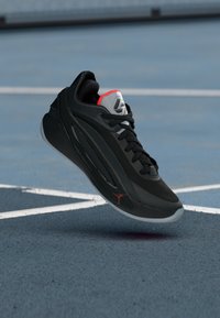 Nevybrané, black/bright crimson