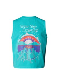 Turquoise mouwloze katoenen crop top met een kleurrijke berg- en zonsondergangafbeelding en de tekst "Never Stop Exploring!" in het wit.