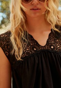 Next CROCHET INSERT SWING-REGULAR FIT - Tops - black