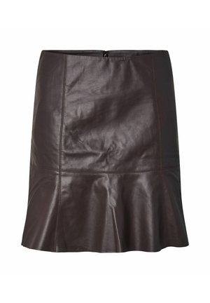 Mørkebrun lædermininederdel med en udvidet kant og synlige syninger, med lynlåslukning bagpå.