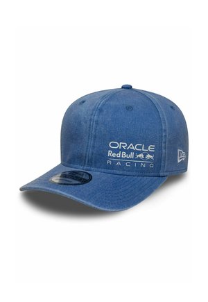 Blau verstellbare Baseballkappe mit dem aufgestickten Oracle Red Bull Racing-Logo auf der Vorderseite und dem New Era-Logo an der Seite.