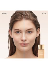 ESTÉE LAUDER DOUBLE WEAR SHEER MATTE MAKEUP SPF 20 - Foundation - 17 1w1 bone