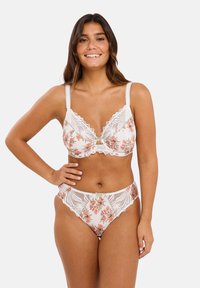 Ensemble de lingerie à motif floral dans des couleurs pastel douces, avec des bordures en dentelle, des bretelles réglables et un accent en nœud au centre du soutien-gorge.