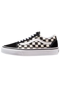 UA OLD SKOOL - Sneakers laag - black/white