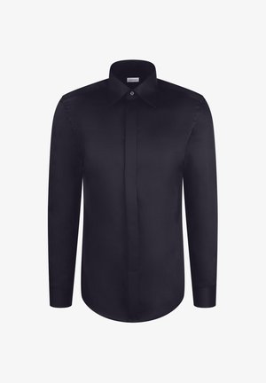 Camicia da uomo nera a maniche lunghe con bottoni nascosti, colletto ampio e orlo arrotondato.