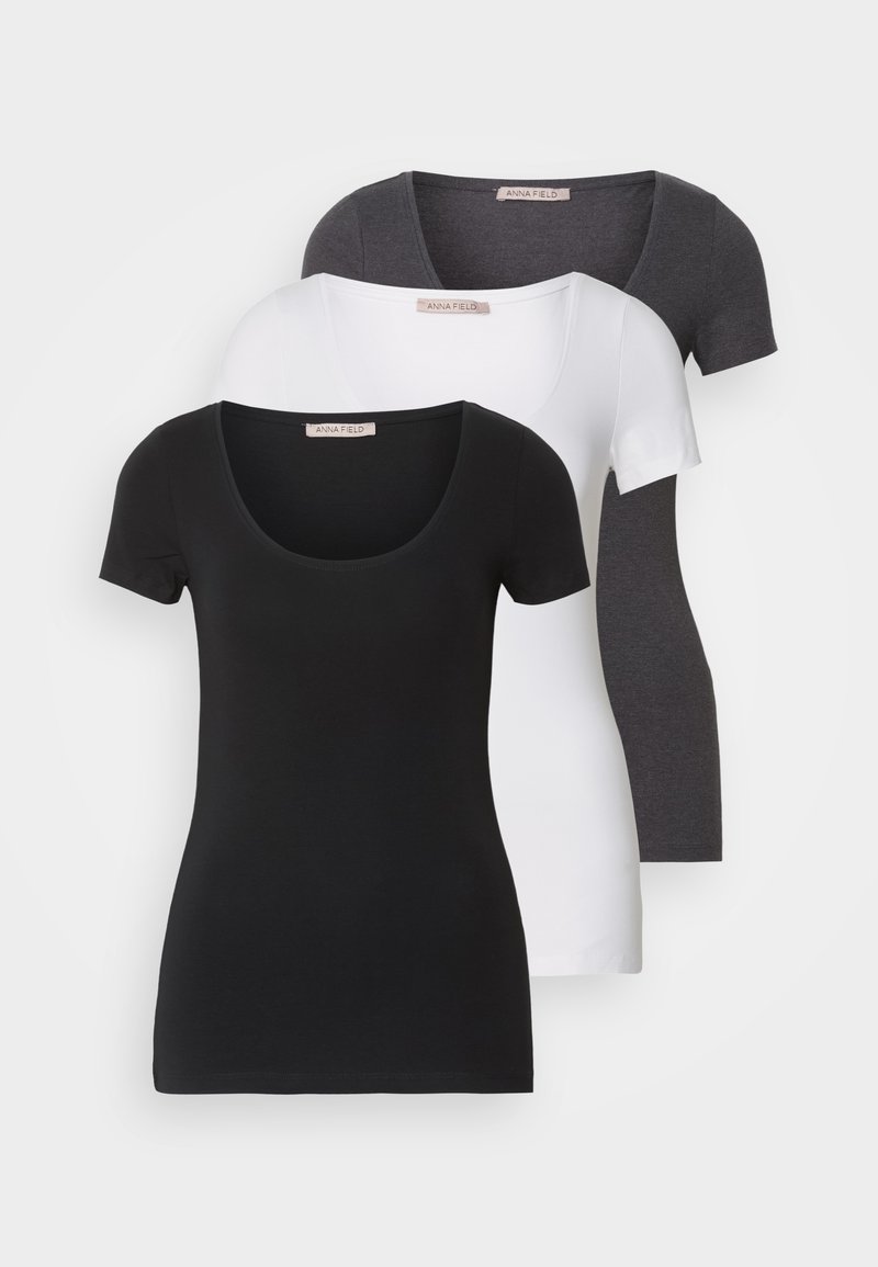Trois T-shirts à manches courtes empilés verticalement. Couleurs : noir, blanc et gris foncé. Le matériau semble lisse avec un col rond et un design ajusté.