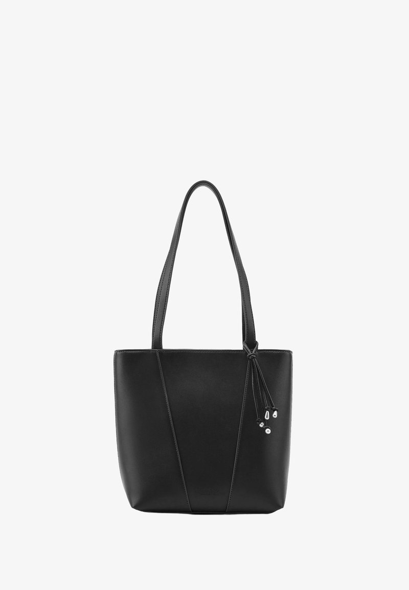Borsa tote in pelle nera con cuciture verticali a contrasto, manici lunghi e pendente decorativo con tre perline metalliche. Texture liscia.