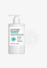 Hvid pumpeflaske mærket Glutathione Niacinamide Body Wash, 300 ml, med diagram over hydrering og beroligende fordele.