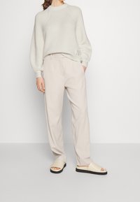 HUGO Strickpullover - beige