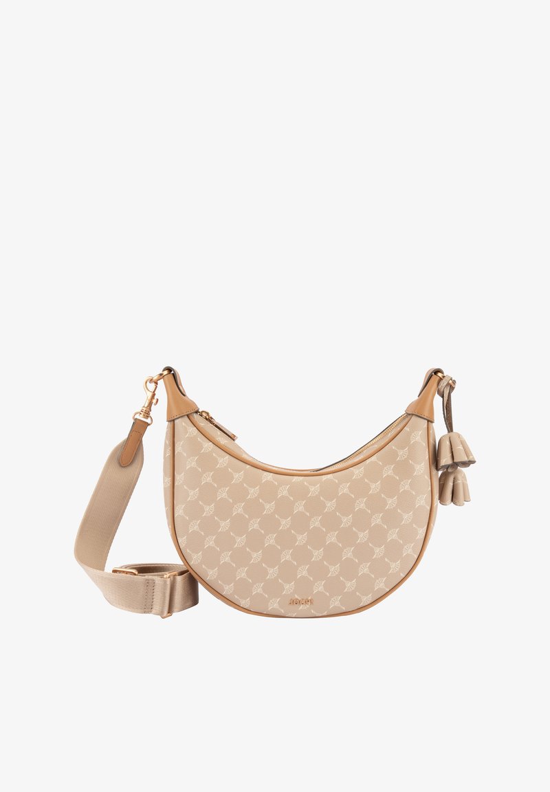 Borsa a tracolla beige con una forma curva, superficie testurizzata e motivo geometrico. Presenta dettagli in pelle e una tracolla removibile con nappe.