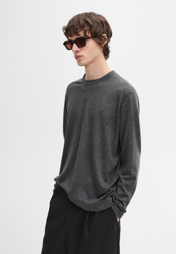 LIGHTWEIGHT - Jumper