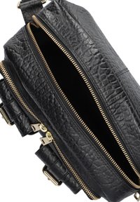 Núnoo Handtas - black gold