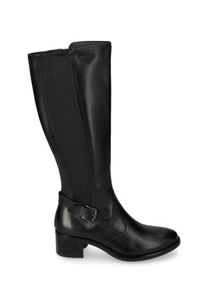 Stivale nero fino al ginocchio con punta in pelle, pannello elastico e tacco curvo. Presenta una fascia decorativa con dettaglio fibbia.