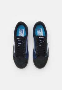Vans Sneakers - black