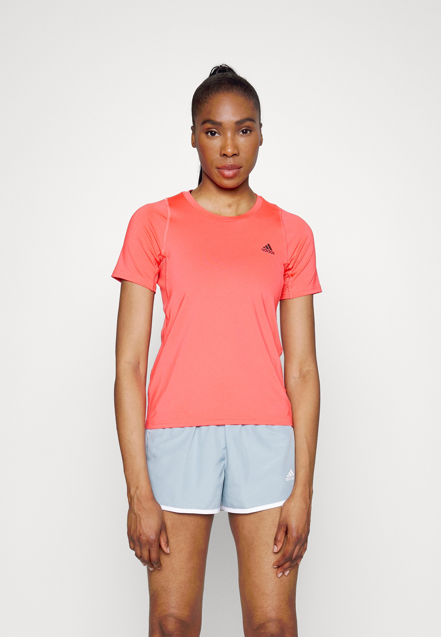 Ropa y zapatos de mujer | La mejor selección en Zalando