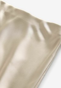 Next REGULAR FIT - Velika suknja - champagne gold