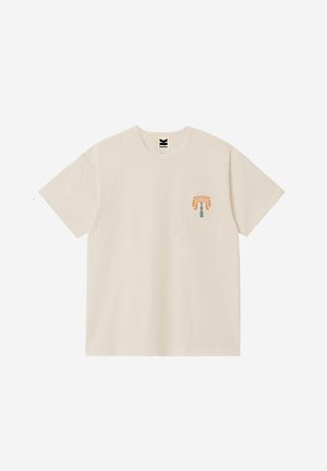 T-shirt beige a maniche corte con una piccola grafica di palma arancione e verde sul petto a sinistra e scollo tondo.