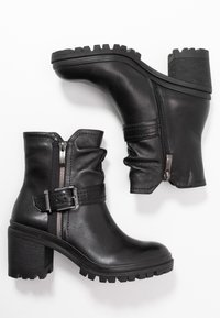 Tamaris Stiefelette - black