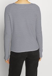 Marc O'Polo DENIM Svetr - dark blue