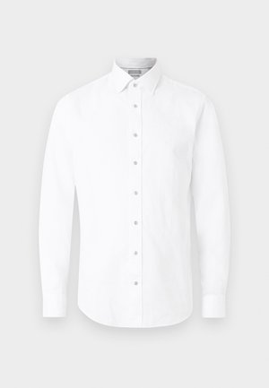 Camicia da uomo bianca a maniche lunghe con colletto a punta e chiusura frontale con bottoni, mostrata su uno sfondo chiaro e uniforme.