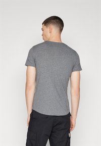 Tommy Jeans JASPE C NECK  - Basic T-shirt - new charcoal
