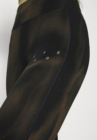 Casall ESSENTIAL PRINTED - Leggings - haze green