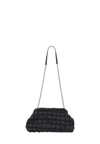 Musta bokaalitasku, jossa on pehmeä rakenne, ketjuolkahihnalla ja suorakulmaisen muotoilun. Puffattu muotoilu luo tyylikkään, pehmustetun ilmeen.