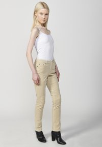 Koroshi Hlače - beige