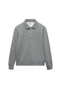 Ljusgrå långärmad polo med krage, treknappslå och ribbad mudd. Tillverkad av mjukt tyg med en slät textur.