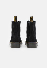 Dr. Martens 1460 PASCAL UNISEX - Stivaletti stringati - black