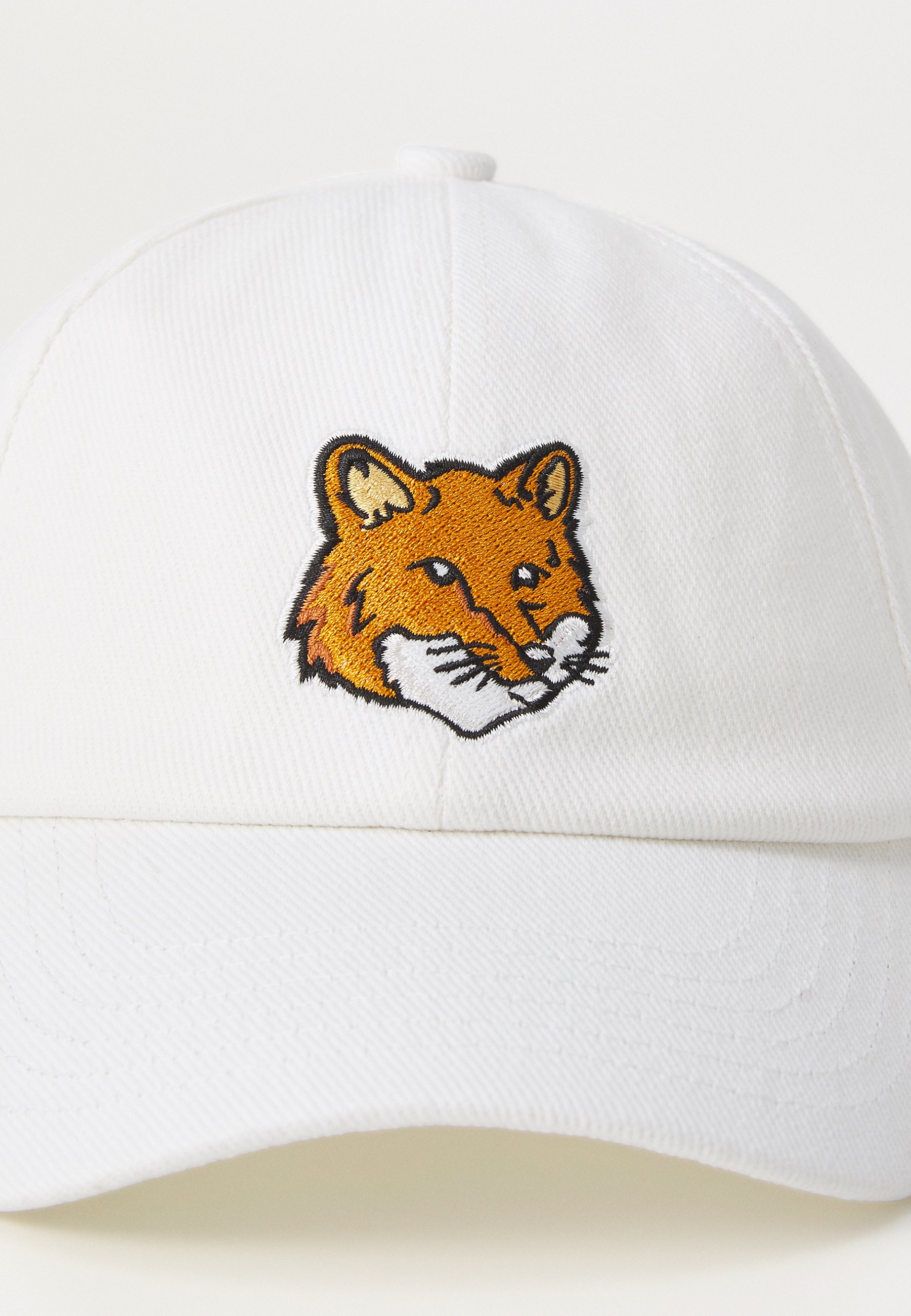 Maison Kitsuné LARGE FOX HEAD UNISEX - Cap - white - Zalando.co.uk
