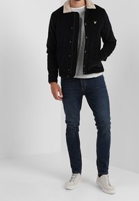 Lyle & Scott Übergangsjacke - black