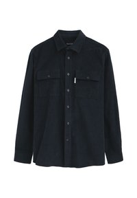 Ciemnoniebieska koszula z korduroy z długimi rękawami, zapinana na guziki z przodu, z dwoma kieszeniami na piersiach i kołnierzykiem. Teksturowana tkanina, przeszycia.