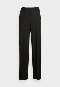 Czarne spodnie materiałowe o prostych nogawkach z szlufkami na pasek i ukrytym zamkiem błyskawicznym z przodu, zaprezentowane na jednolitym białym tle.