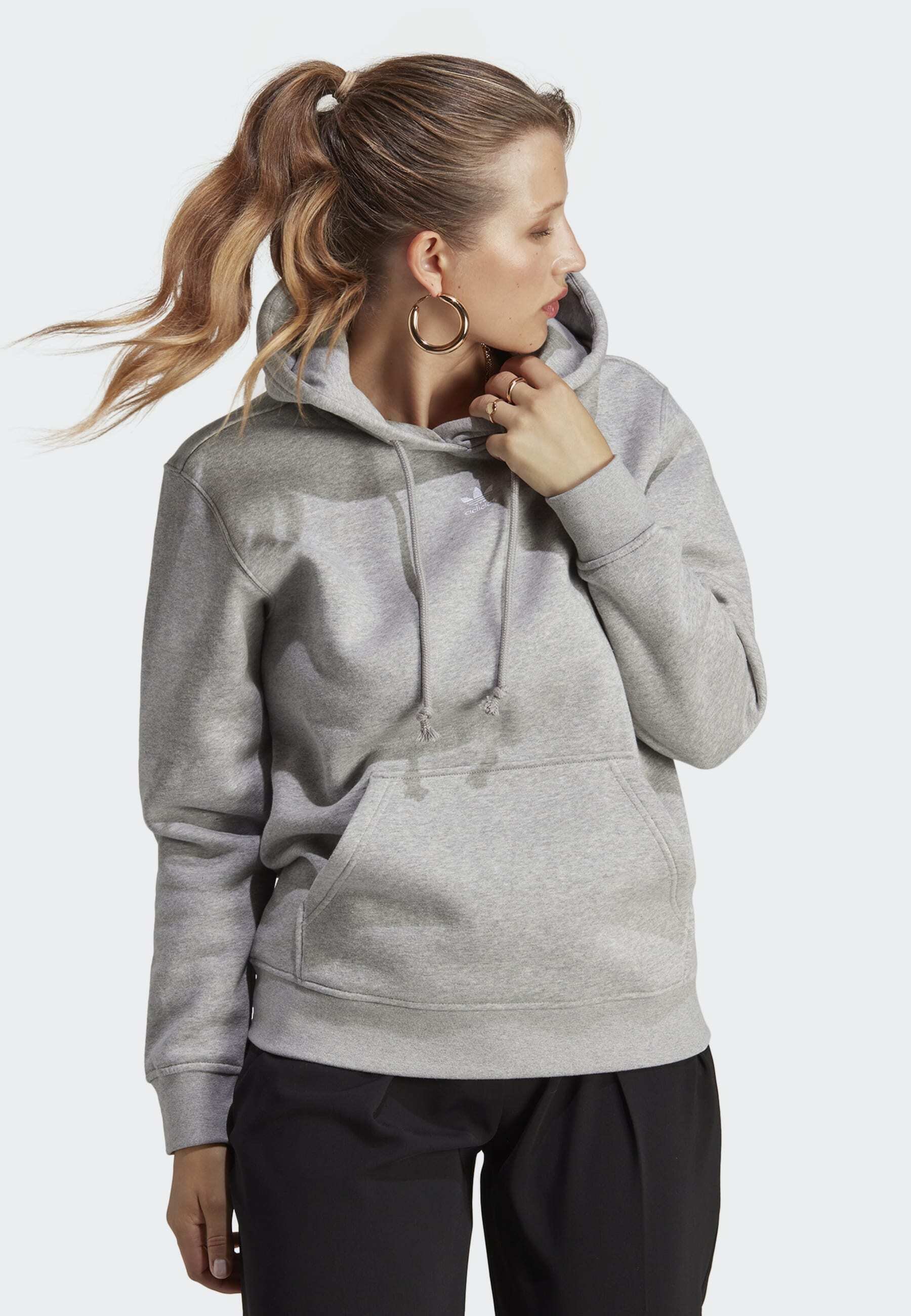 Adidas Originals ADICOLOR ESSENTIALS HOODIE Huppari Medium Grey Adidas Originals ADICOLOR ESSENTIALS HOODIE Huppari Medium Grey
