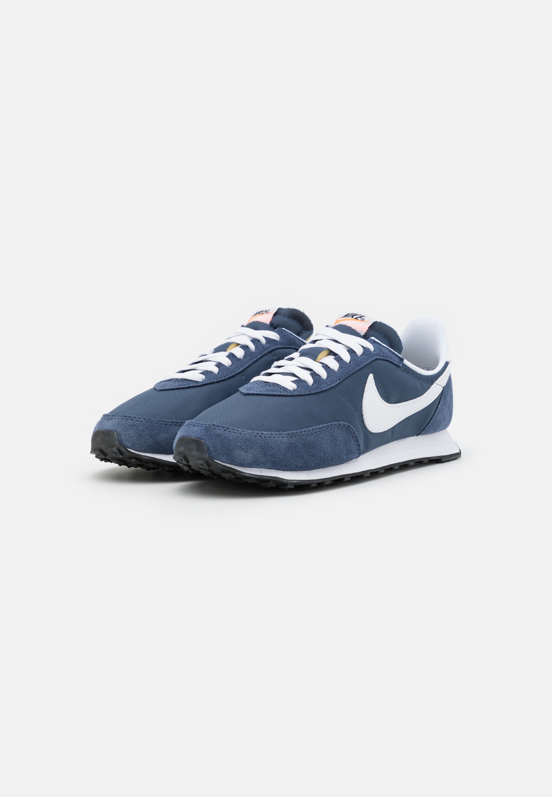 mens blue and white nike trainers