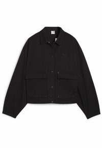 Veste noire courte en tissu résistant, avec un col chemise, des boutons-pression, deux poches avant et un logo discret sur la poitrine.