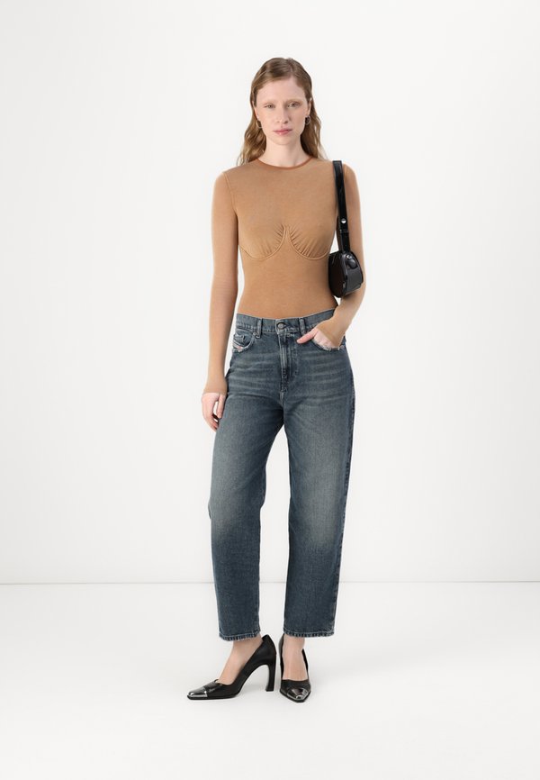 D AIR - Straight leg jeans - 014