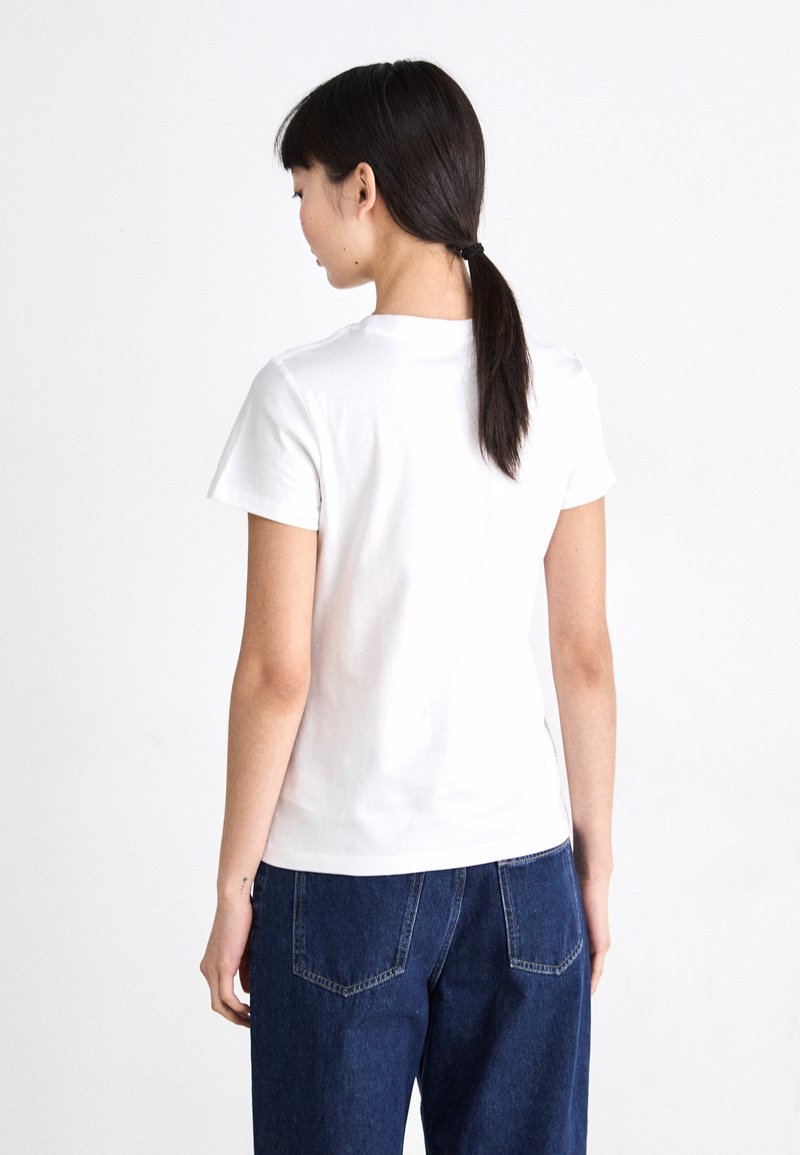 Calvin Klein Jeans GRADIENT MONOLOGO SLIM TEE - Jednoduché tričko - brilliant white