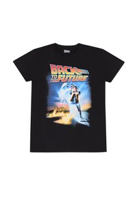 Czarny t-shirt z graficznym nadrukiem postaci na deskorolce, na tle futurystycznym w żywych kolorach i płomieniach.