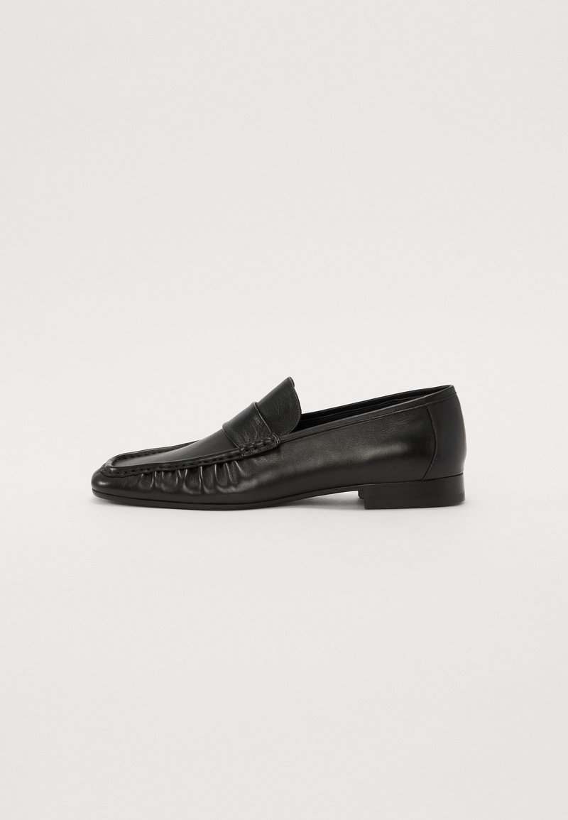 Filippa K GATHERED DETAIL - Mokasíny - black