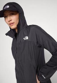 The North Face HIGHER RUN JACKET - Vjetrovka - black