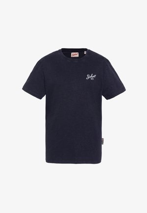 T-shirt bleu marine à manches courtes avec logo blanc "Schott NYC" sur la poitrine et une étiquette en tissu sur la couture latérale.